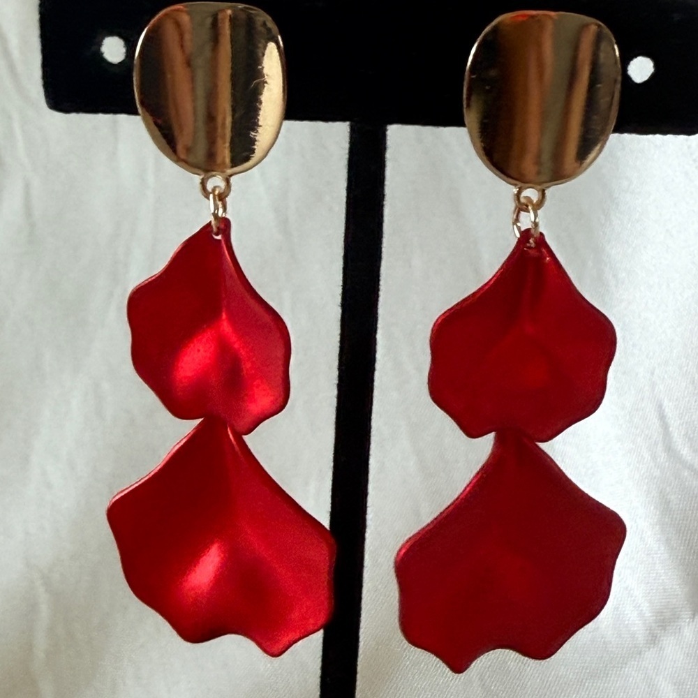 New Cato Matte Frosted Red and Gold Tone Geometrical Petal Earrings
